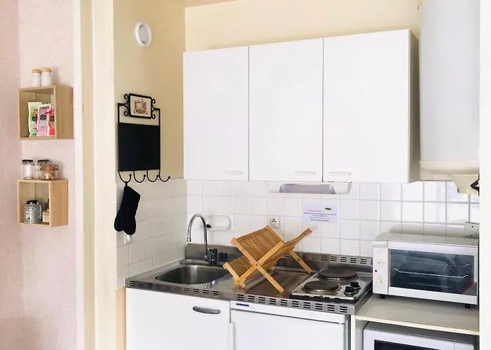 Paisible Studio Avec Agreable Loggia 2 Mn Du Centre