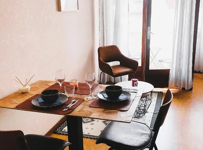 דירה Paisible Studio Avec Agreable Loggia 2 Mn Du Centre